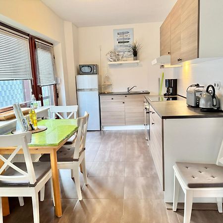 Ferienwohnung Im Erdgeschoss Mit Eingezaeunten Garten Und Terrasse Aurich Exteriér fotografie