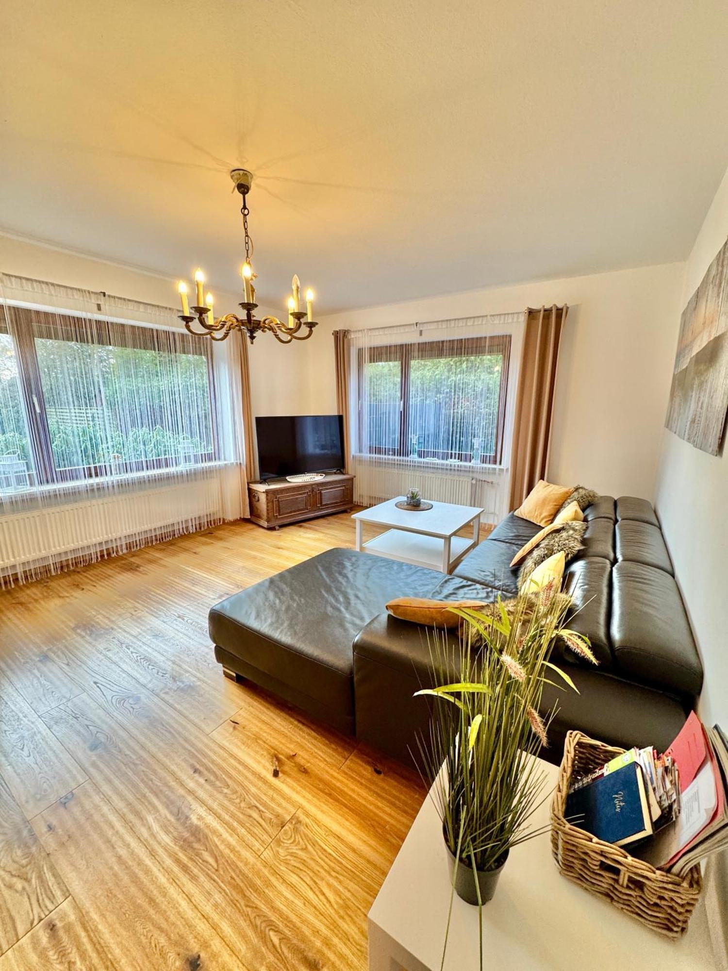 Ferienwohnung Im Erdgeschoss Mit Eingezaeunten Garten Und Terrasse Aurich Exteriér fotografie